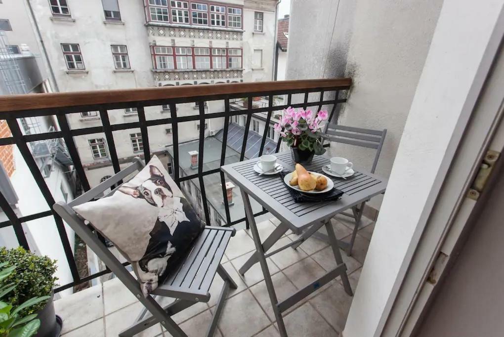 Center Marvel Apartma *